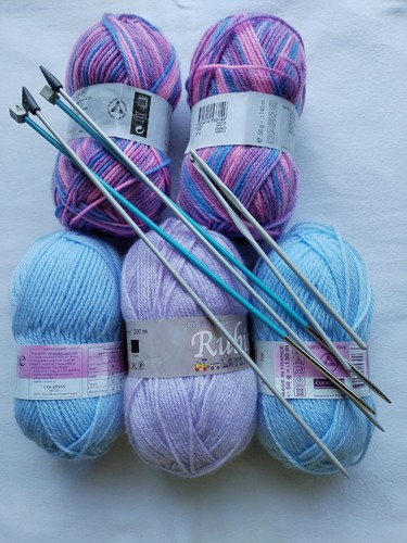 Lot pelotes de - 5, laine
