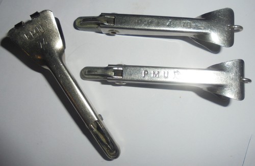 Lot pinces métal pmu - en,