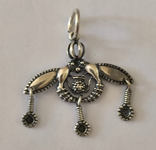 Pendentif vintage fait la - vintage, à