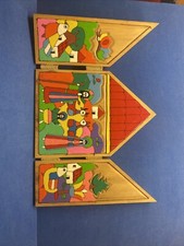 Vtg. La Palma hinged Nativity scene handcrafted Folk Art approx. 7.5" x 4.5"