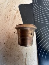 1 sabot rond pied ancien  en