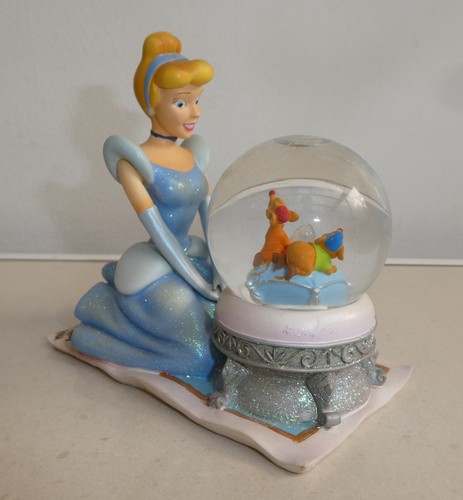 Boule neige cendrillon - à, &