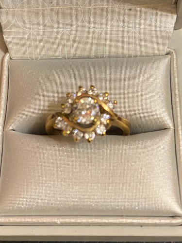 Merveilleuse bague marquise - bague,