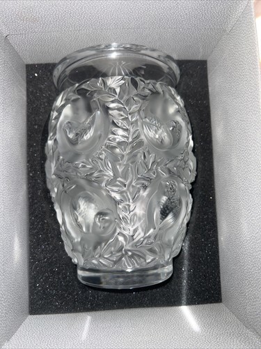 Lalique vase - lalique,