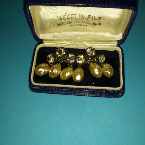 Ancienne broche fantaisie