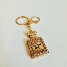 CHAMPAGNE GOLD PARFUM NO. 5 BAG CHARM KEYCHAIN