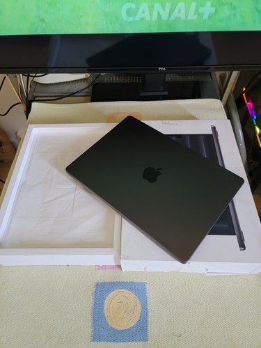 Macbook pro a2992 - macbook, 2023