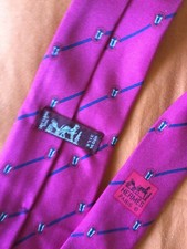 - HERMÈS PARIS cravate 100%