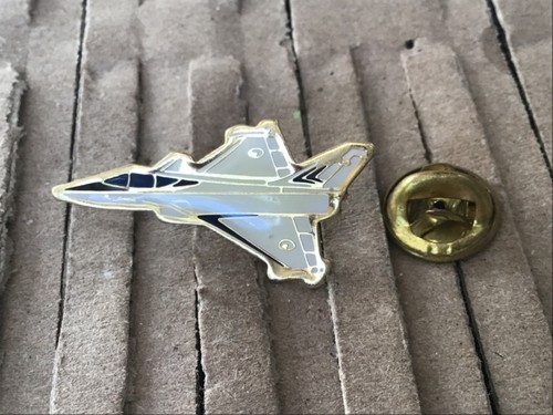 Pins rafale signé - le, id