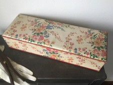 ANCIENNE BOITE A COUTURE EN TISSU DECOR DE FLEURS SHABBY CHIC DÉBUT XXe