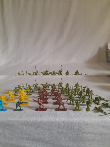 Ancien lot personnages - ancien, 46