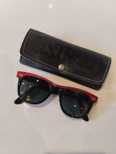 B&L Ray Ban Wayfarer Side