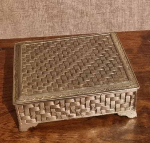 Boîte métal décorative