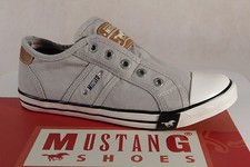 Mustang Mocassins Baskets