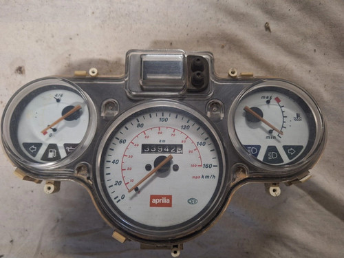 Compteur aprilia 125 - -,
