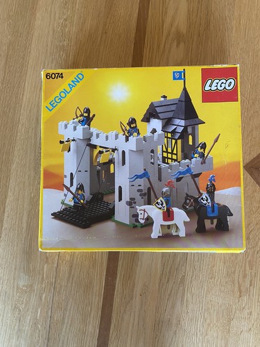 Lego 6074 castle - 6074,