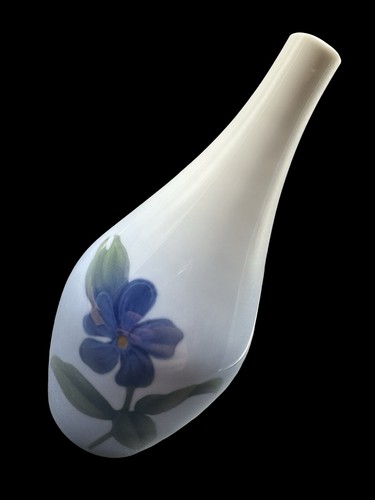 Royal copenhagen bud vase - bud, 6"