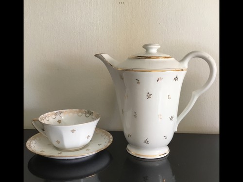 Tasse sous - ,, et