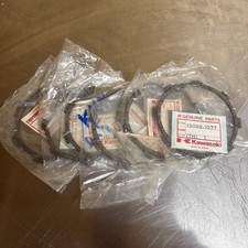 13088-1077 LOT DE 7 DISQUE