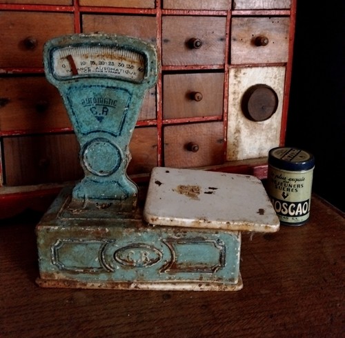 Jouet très ancien balance - jouet,