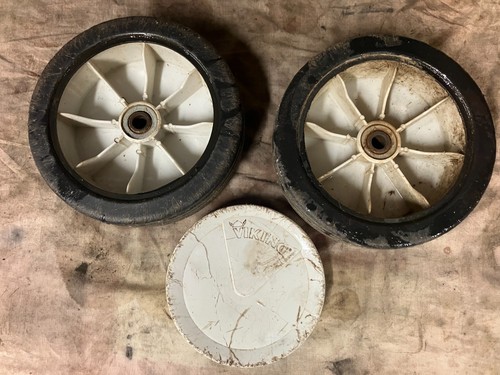 Deux roues avant avec - , 1