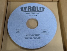 LOT OF 13 Tyrolit Strato-Ultra
