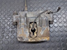 étrier de frein avant gauche