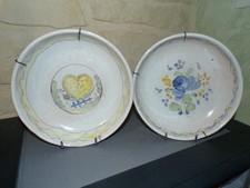Rare assiettes creuses