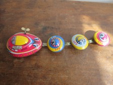 U F O canvas flying saucers