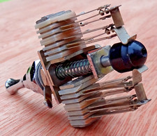 Contacteur Push-Pull pour