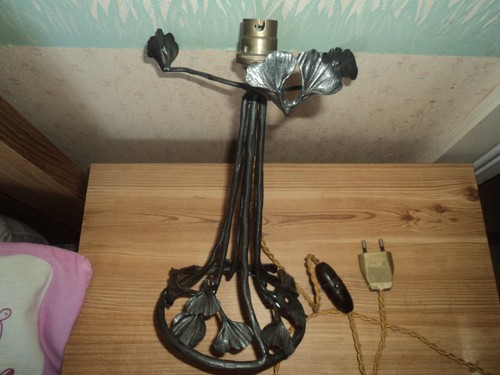 Ancien pied lampe fer - ancien,