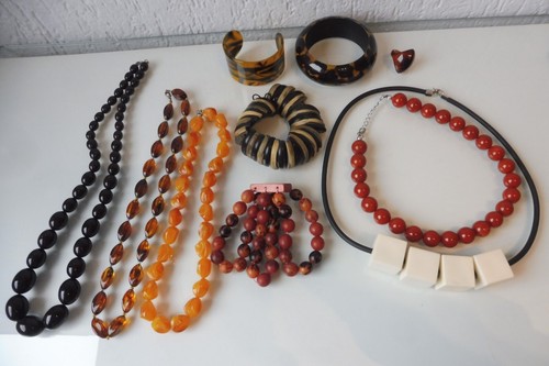 Lot bijoux fantaisie - lot,