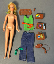 1972 Busy Francie doll w/ Outfit Accessories Doll MOD Vintage Barbie Mattel