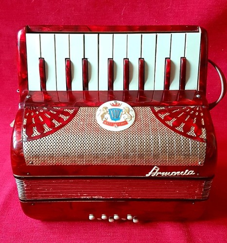 Ancien petit accordeon armonia - petit,