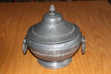 SOUPIÈRE EN PLOMB / ÉTAIN -