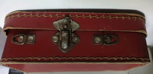 Ancienne petite valise - , en
