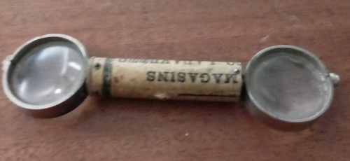 Loupe publicitaire ancienne - publicitaire,