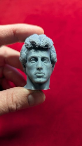 Tête figurine résine - , cre