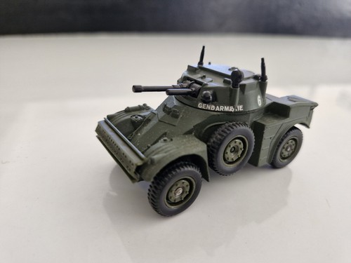 Véhicule militaire char - véhicule,