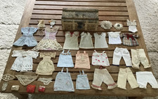 jolie malle de poupée avec