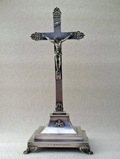 Croix d'autel ? Crucifix