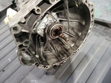 Boite de vitesses NISSAN 200