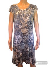 ARMAND THIERRY   robe  taille