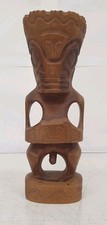 a systeme statue tiki bois