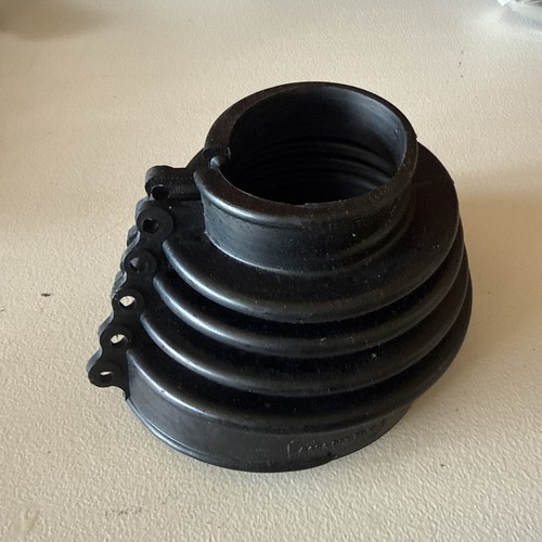 Torque tube boot front axle