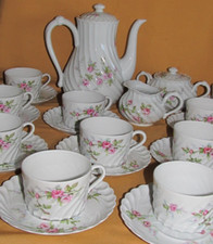 Service café / thé 12 tasses porcelaine de Limoges HAVILAND Torse Modèle Sylvie