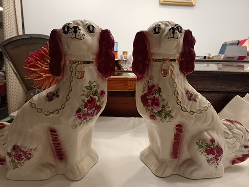 Paire chiens faience - en,