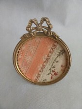 Beautiful Napoleon III Round Bronze & Brass Photo Door Frame Knot Decor