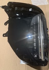 2025 OEM Cadillac Escalade Headlight Driver Side Missing 1 Small Tab 85779262