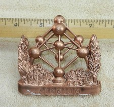 Vintage ATOMIUM Worlds Fair Brussels Belgium Atomic Paperweight 1958 !